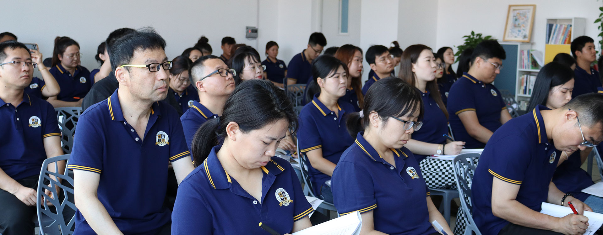 鸡巴草女人视频